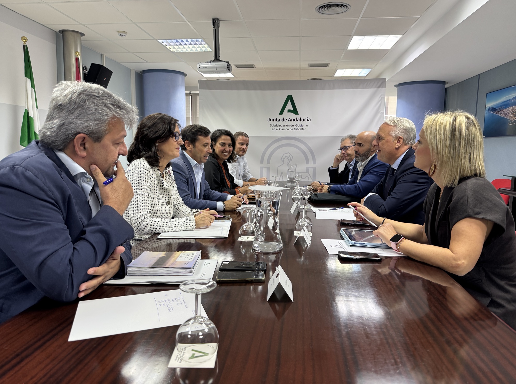 Reunión con la Junta para impulsar la construcción de viviendas